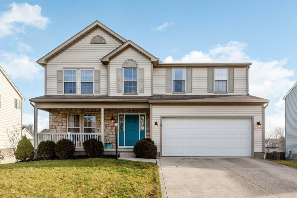 Just Listed!!! 407 Kingston Circle, Pickerington OH 43147